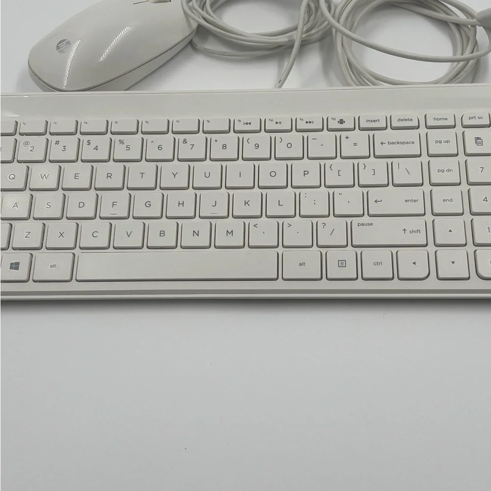 HP White Wired Keyboard and Mouse Set - Used - Great Working Condition